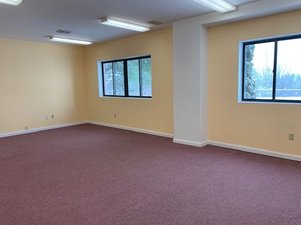 310 Hurricane Ln, Williston, VT 05495